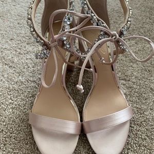 Jewel Badgley Mischka - Thamar Embellished Sandal